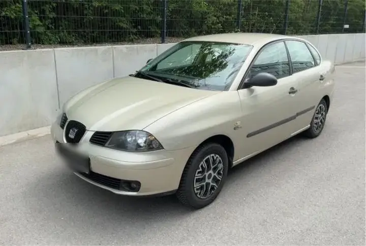 Seat Cordoba