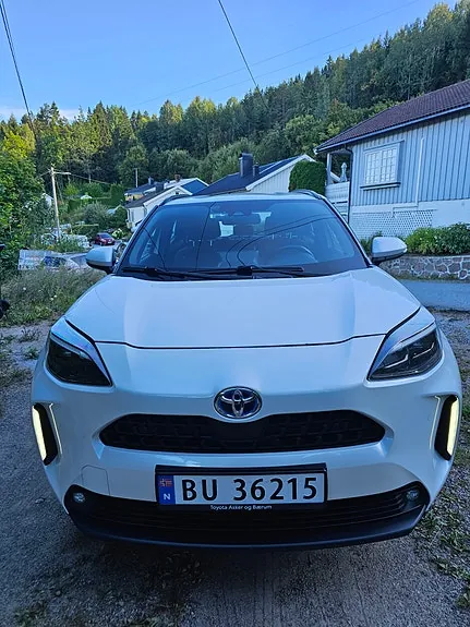Toyota Yaris Cross 2023 photo 2
