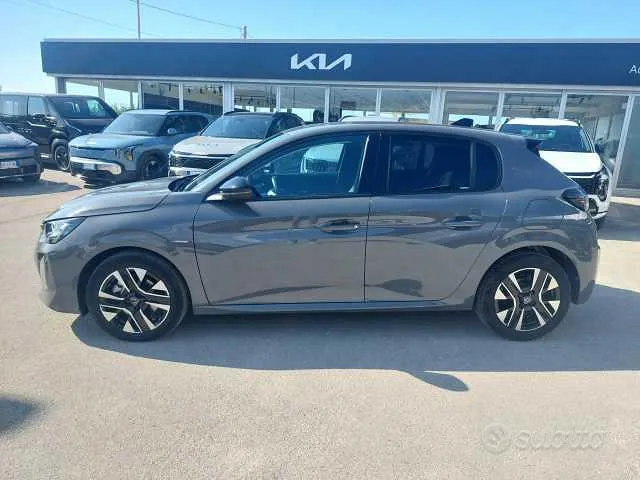 Peugeot 208 2025 photo 4
