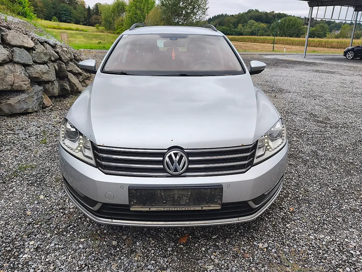 Volkswagen Passat 2013 photo 3