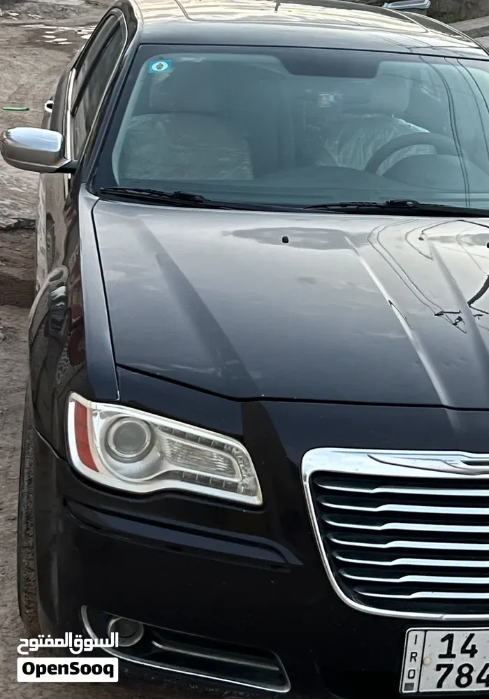 Chrysler 300 2013 photo 2