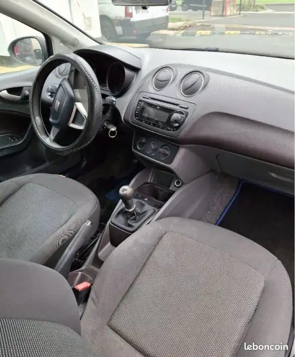 Seat Ibiza 2009 photo 3