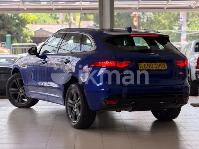 Jaguar F-Pace 2018 photo 3
