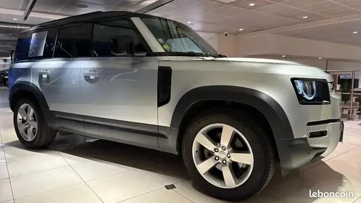 Land Rover Defender 2020 photo 4