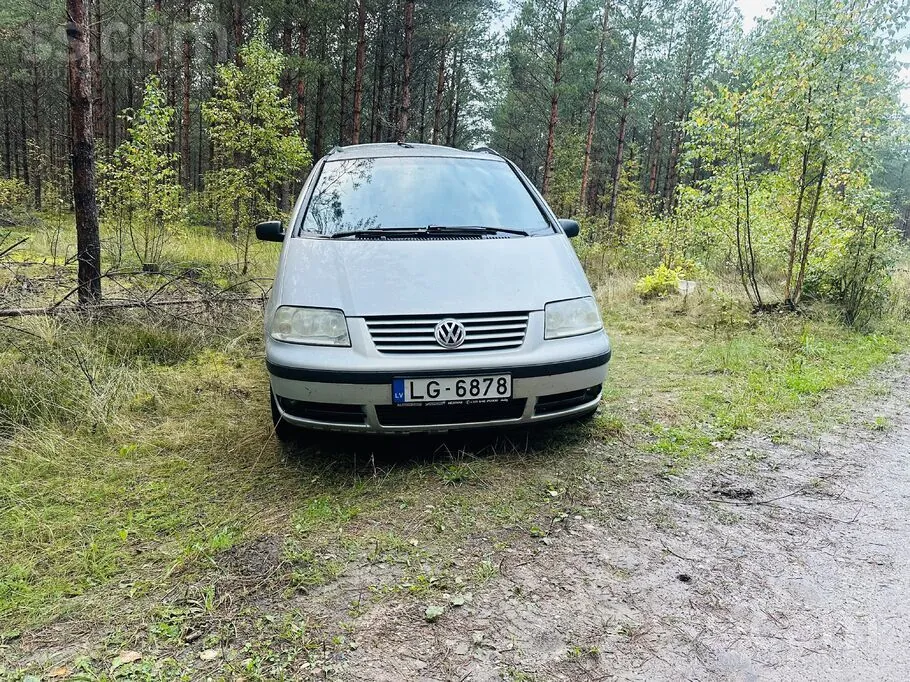 Volkswagen Sharan 2002 photo 2