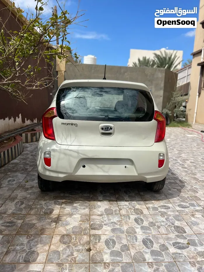 Kia Picanto 2012 photo 3