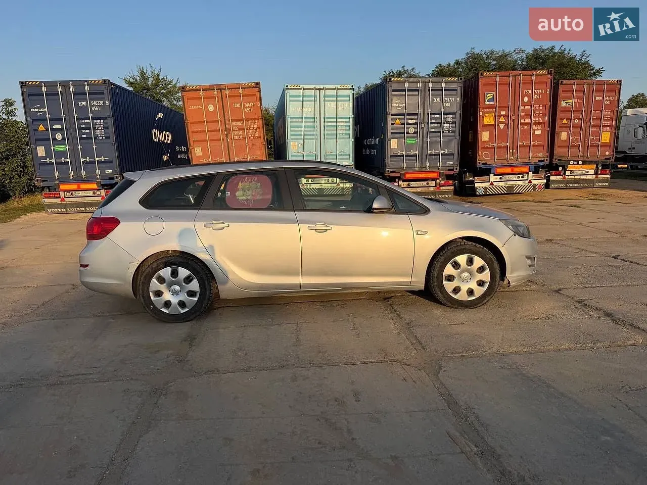Opel Astra 2011 photo 5