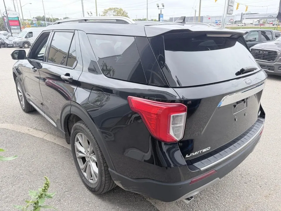 Ford Explorer 2023 photo 4