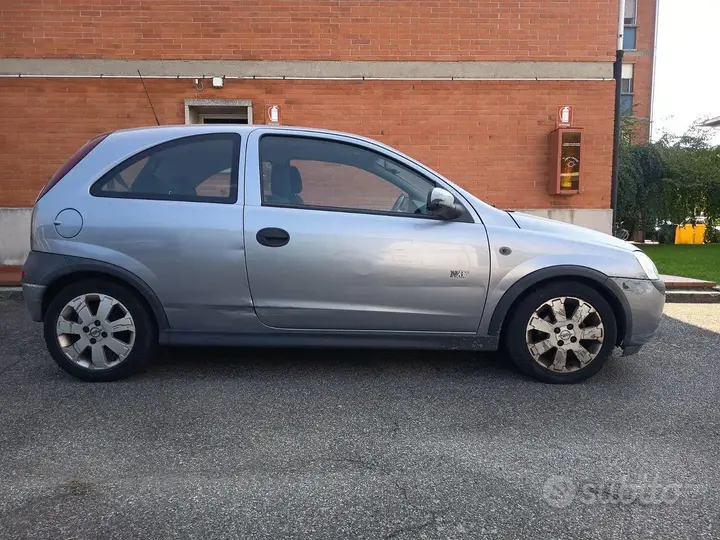 Opel Corsa 2003 photo 2