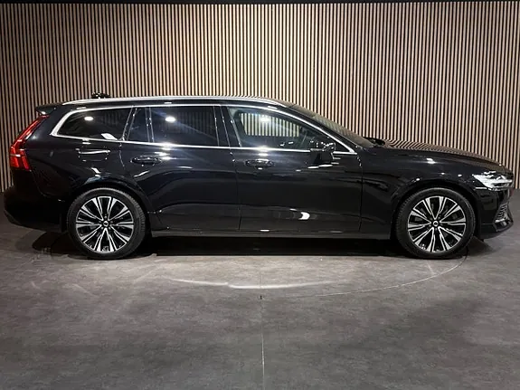 Volvo V60 2023 photo 3