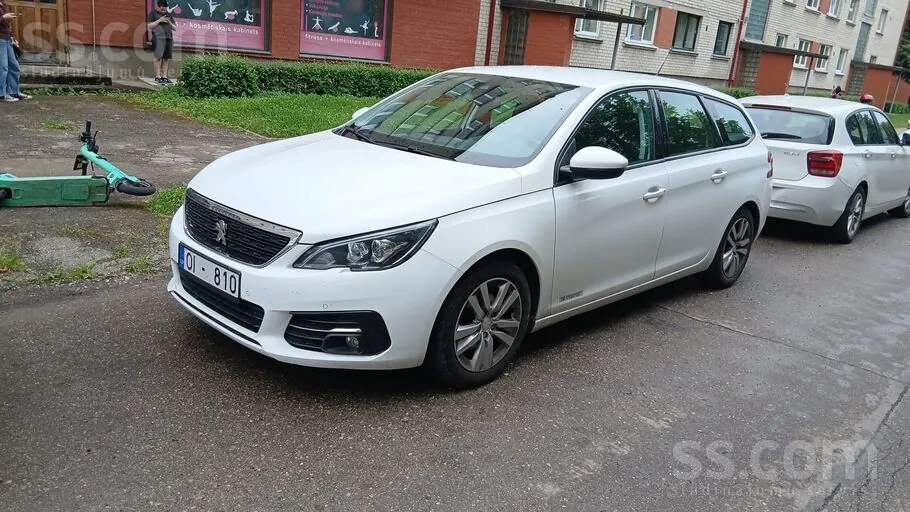 Peugeot 308 2018 photo 2