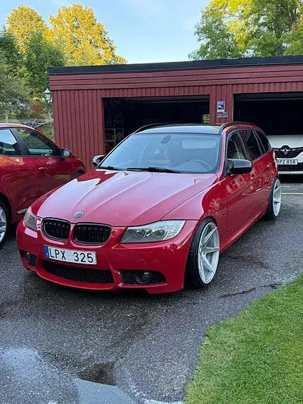 BMW 320D 2011 photo 3