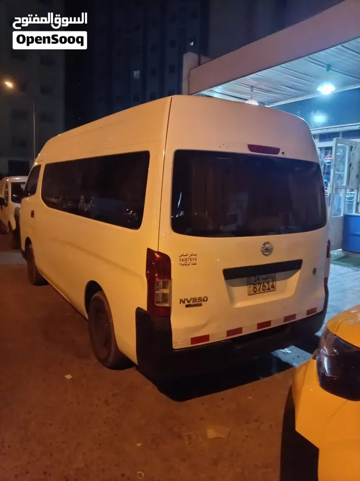 Nissan Urvan 2016 photo 2