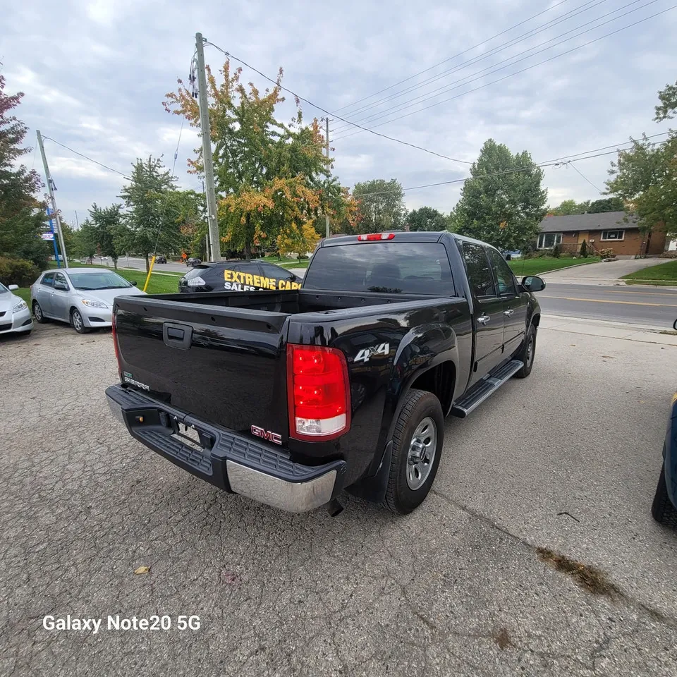 GMC Sierra 1500 2011 photo 3