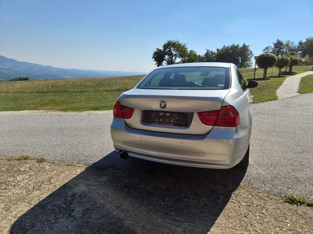 BMW 3 Series 2008 photo 3