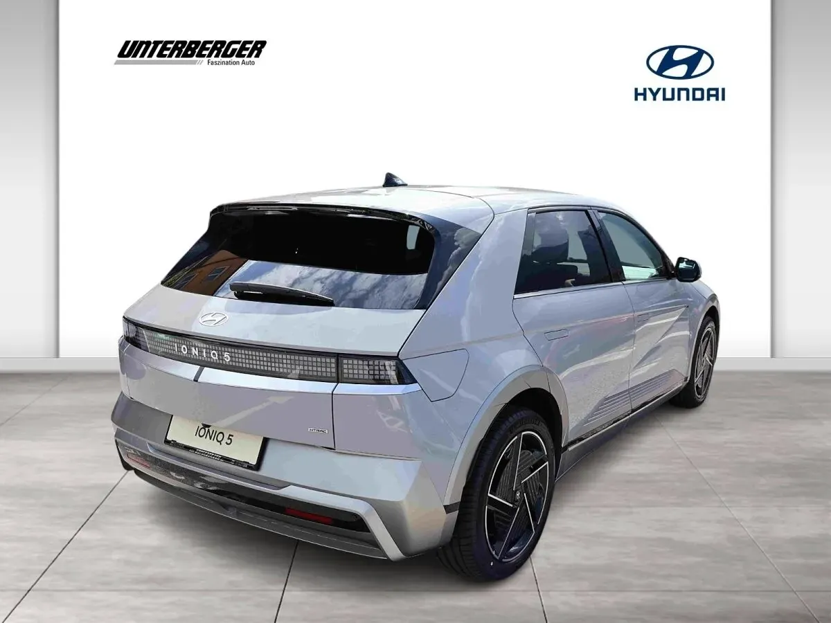 Hyundai Ioniq 5 photo 2