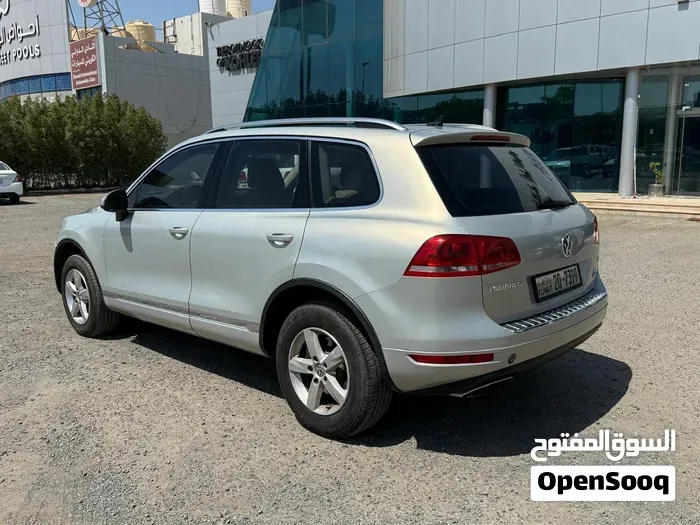 Volkswagen Touareg 2012 photo 4