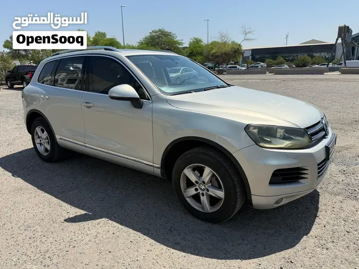 Volkswagen Touareg 2012 photo 2