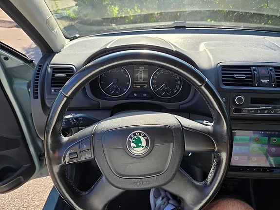 Skoda Fabia 2013 photo 5