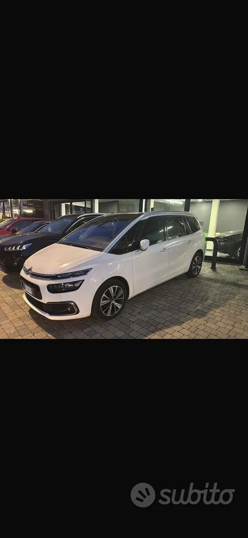 Citroen Spacetourer photo 2