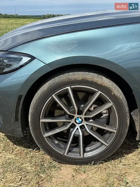 BMW 3 Series 2020 photo 5