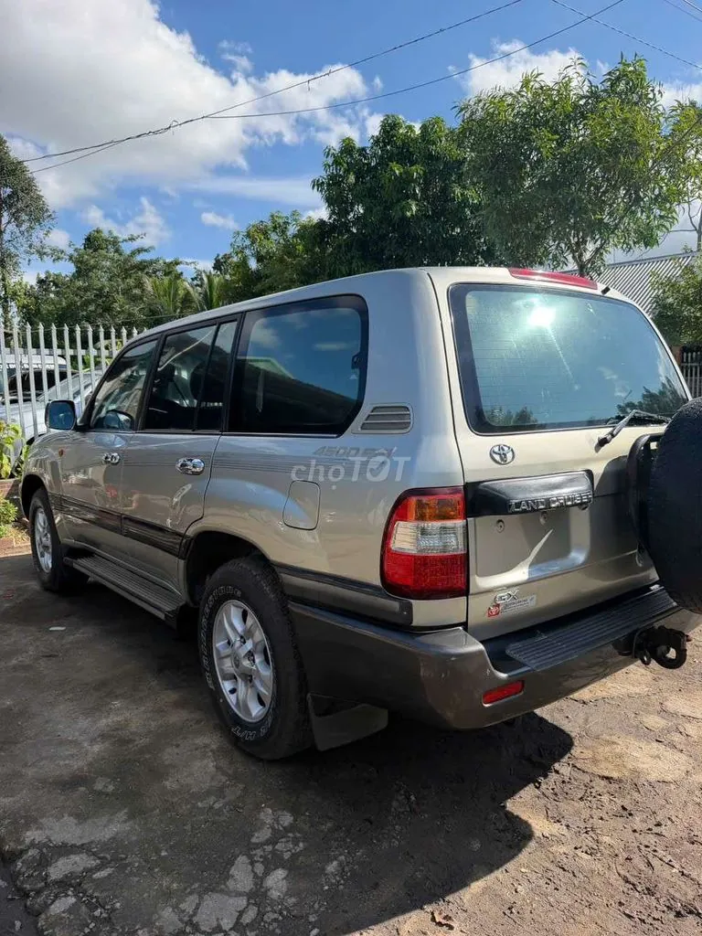 Toyota Land Cruiser