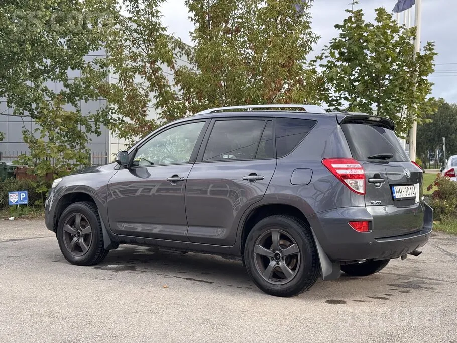 Toyota Rav4 2010 photo 4