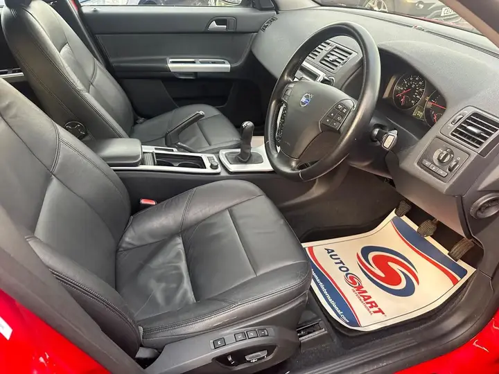 Volvo V50 2011 photo 5