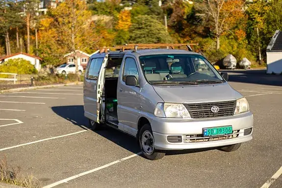 Toyota Hiace 2007 photo 5