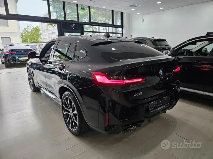 BMW X4 2025 photo 4