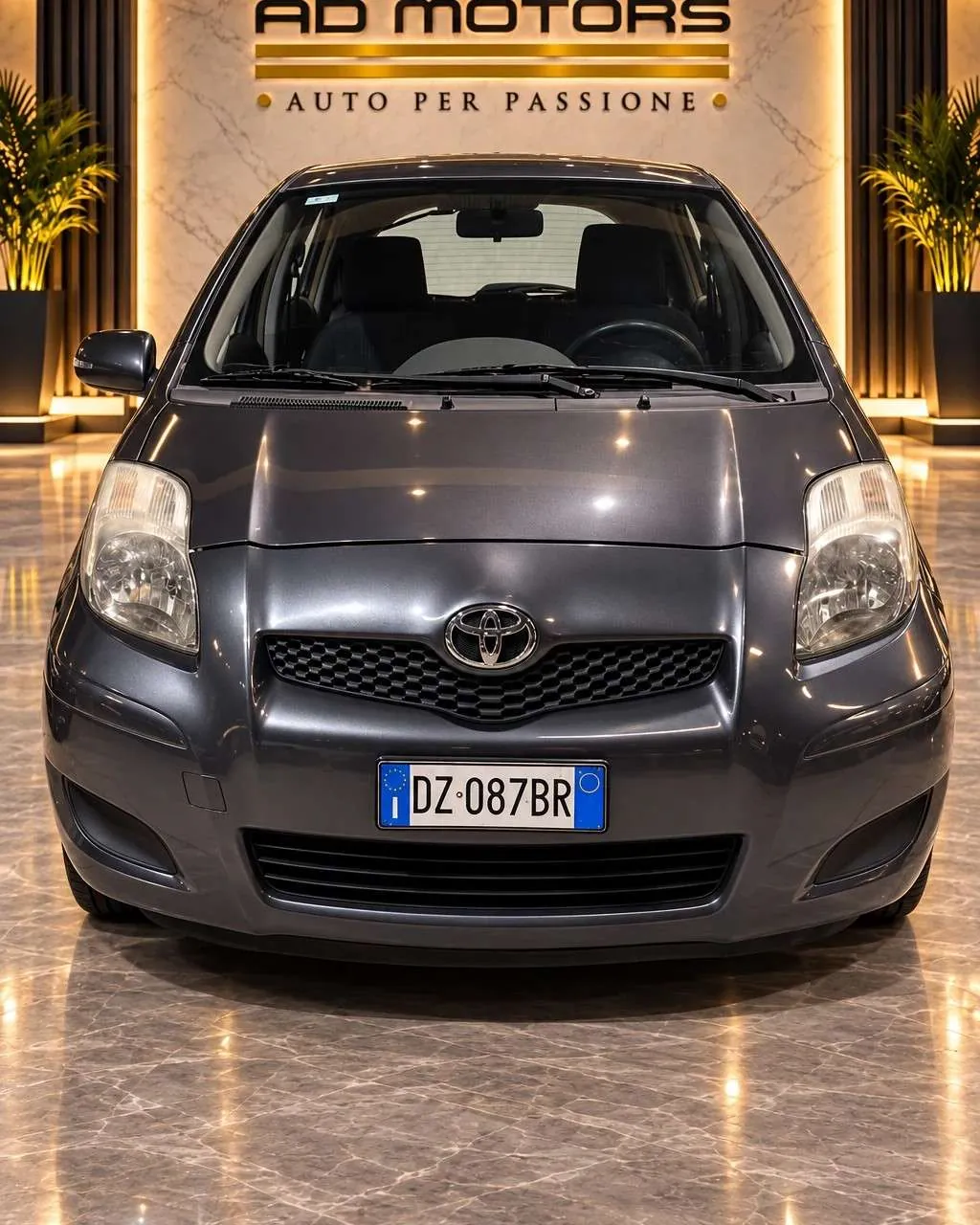 Toyota Yaris 2009 photo 2