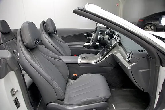 Mercedes-Benz Cle300 2024 photo 2