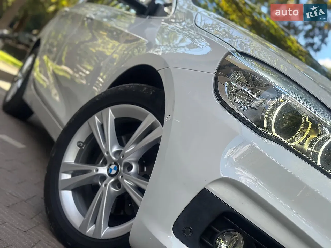 BMW 2 Series Active Tourer 2015 photo 4