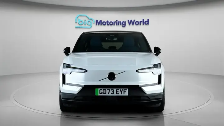Volvo Ex30 2024 photo 3