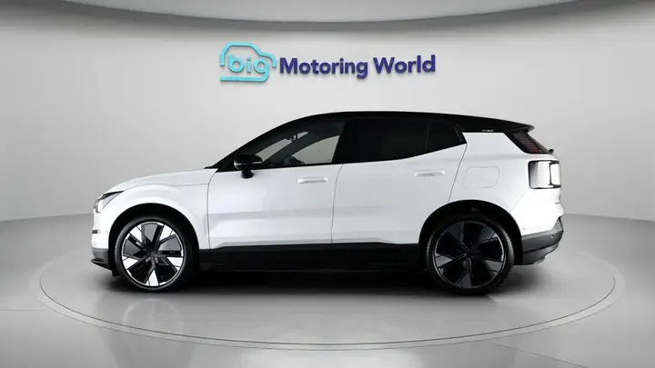 Volvo Ex30 2024 photo 5