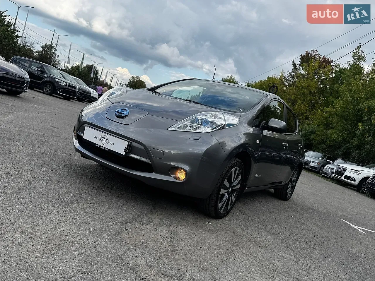 Nissan Leaf 2014 photo 2
