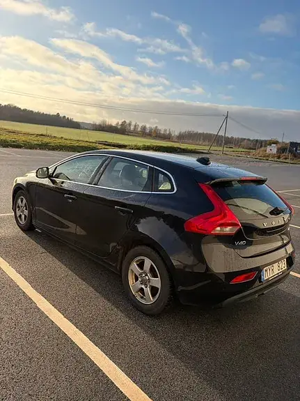 Volvo V40 2013 photo 4