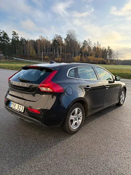 Volvo V40 2013 photo 3