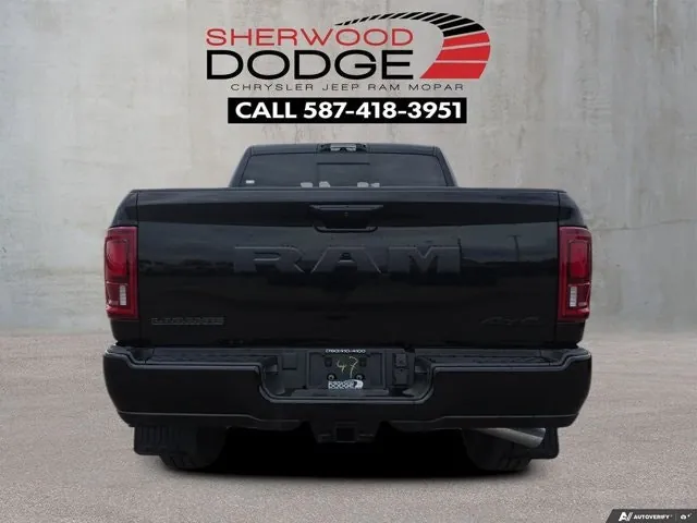Ram 3500 Laramie Crew Cab 2026 photo 3