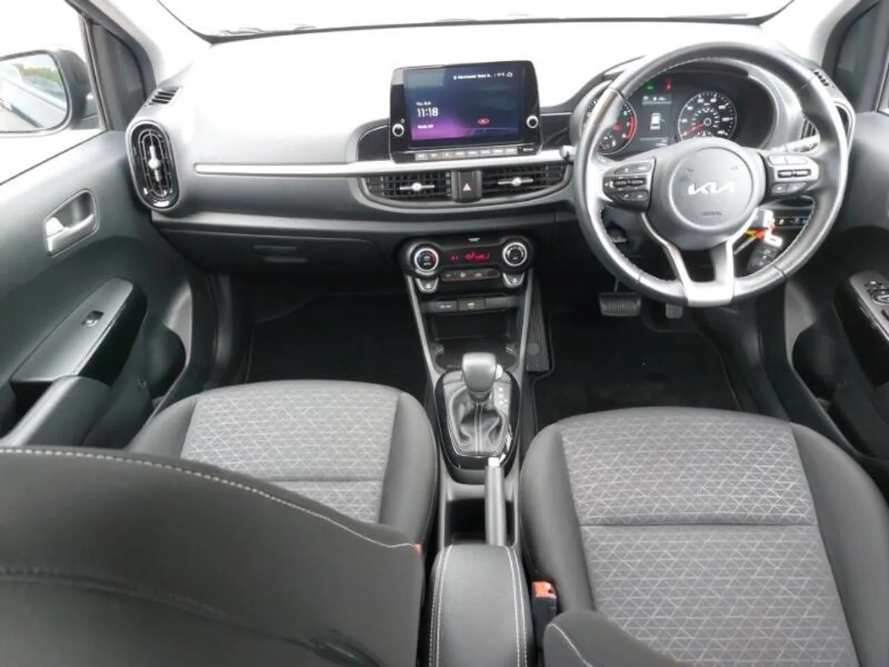 Kia Picanto 2023 photo 3