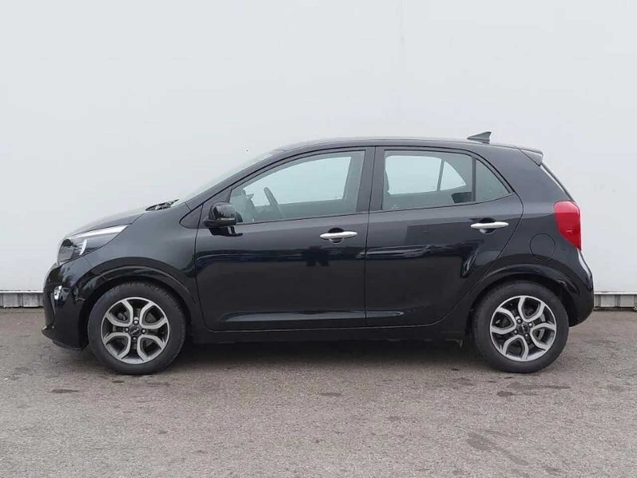 Kia Picanto 2023 photo 4