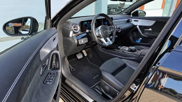 Mercedes-Benz A-Class 2020 photo 2