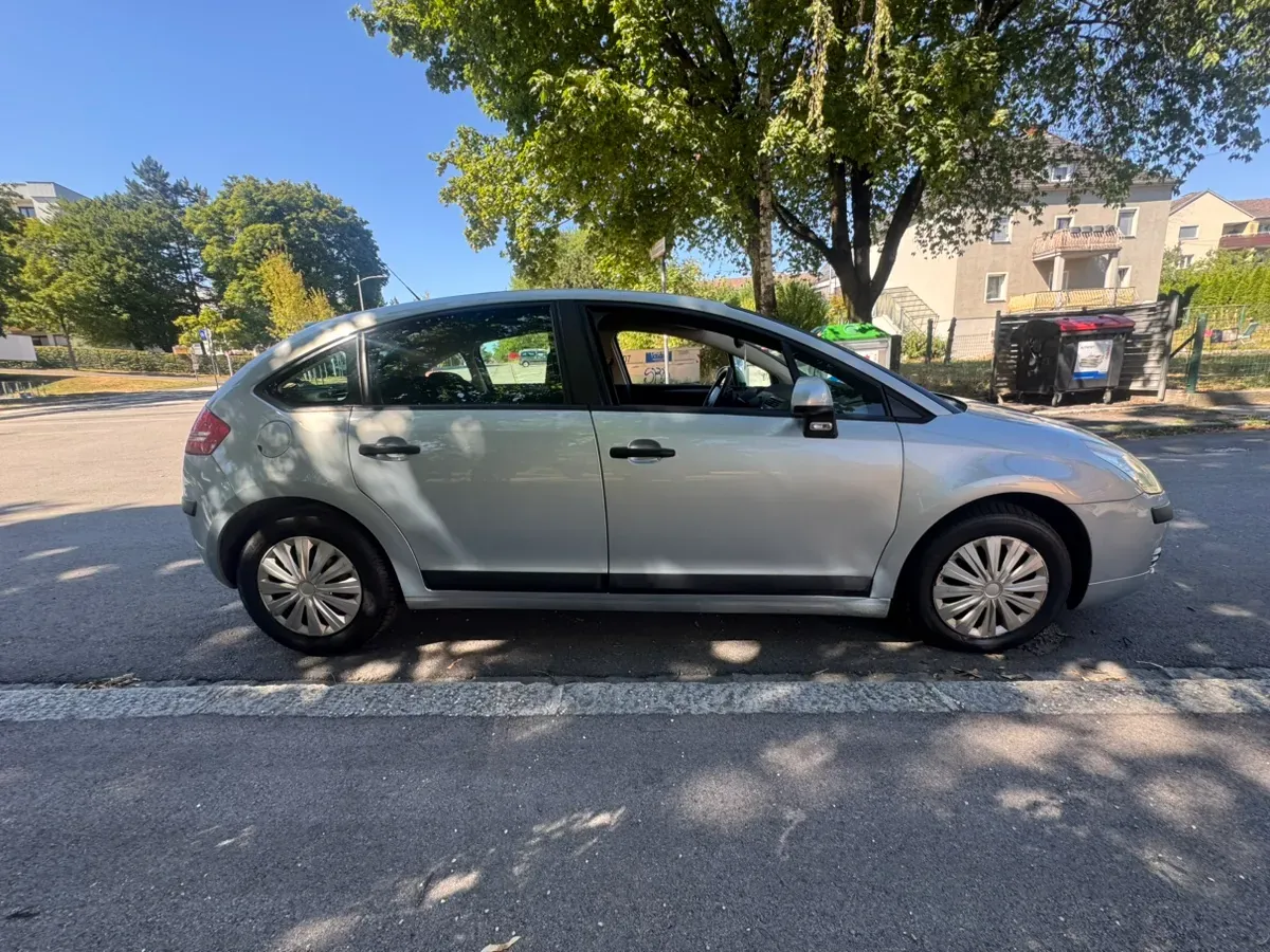 Citroen C4 2007 photo 2