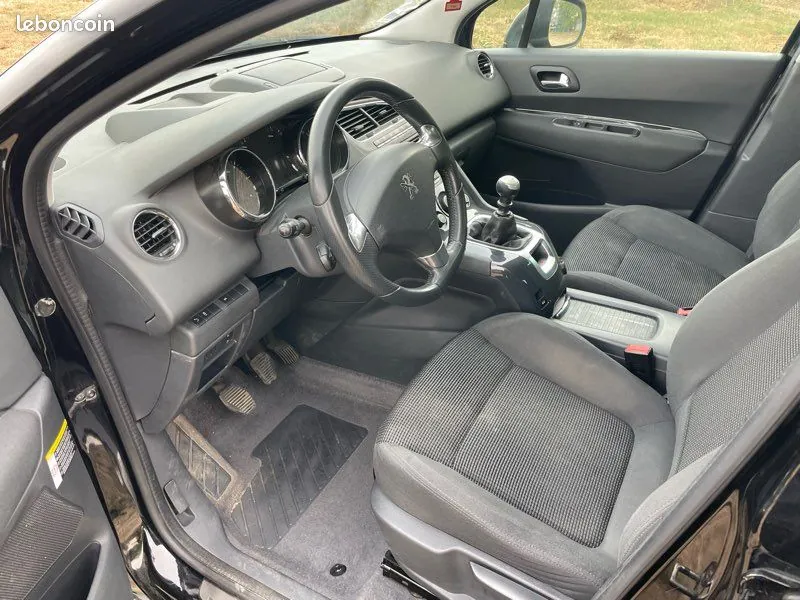 Peugeot 5008 2014 photo 3
