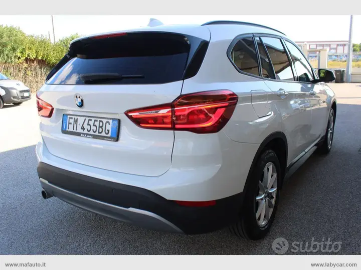 BMW X1 2017 photo 4