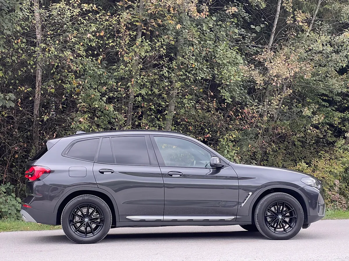 BMW X3 2022 photo 3