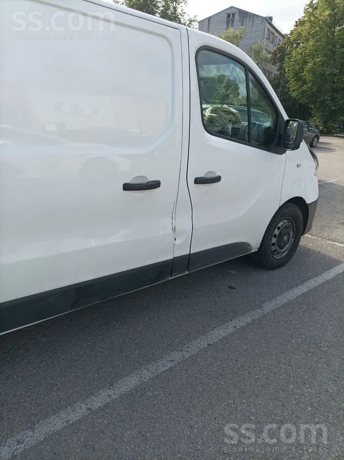 Renault Trafic 2016 photo 5