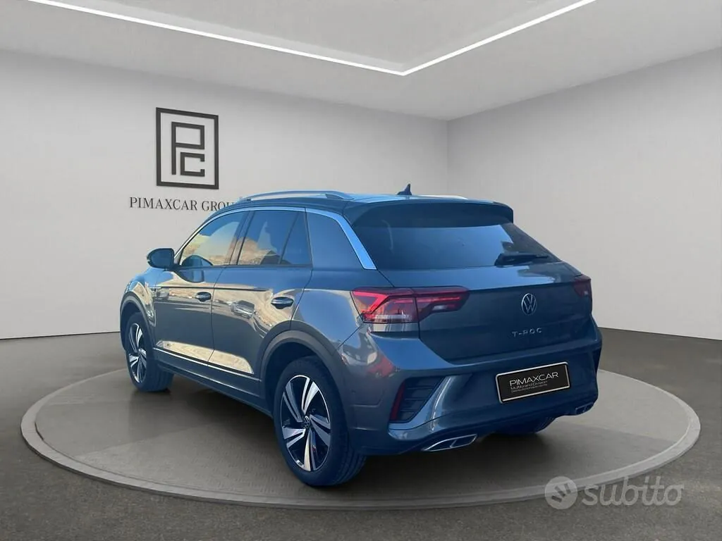 Volkswagen T-Roc 2023 photo 2