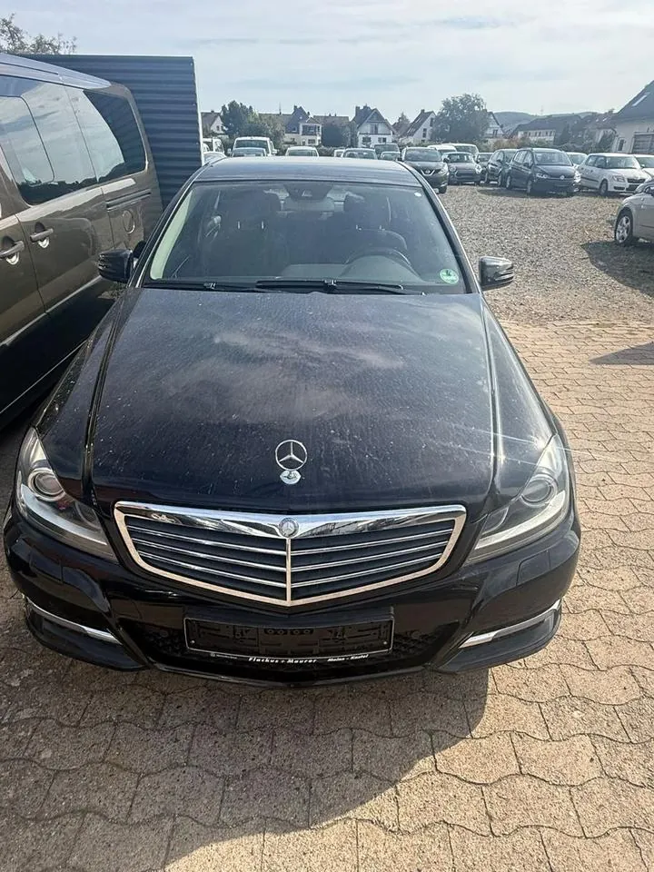 Mercedes-Benz C 180