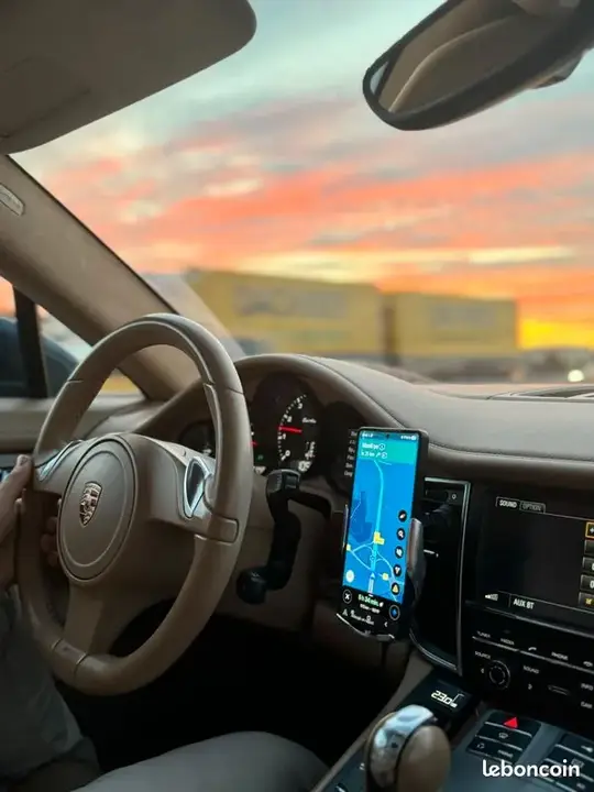 Porsche Panamera 2011 photo 3